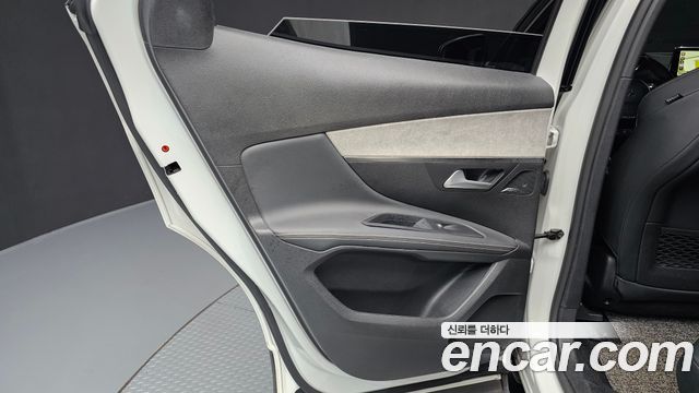 Peugeot 3008 (II) 2.0 BlueHDi GT 2019 — фото 25