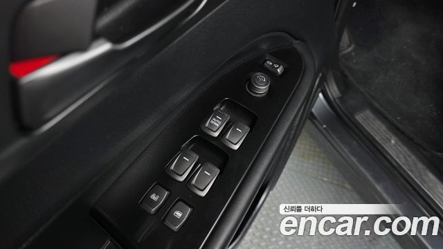 KG Mobility (SsangYong) Rexton Sports Khan Diesel 2.2 4WD Wild 2022 — фото 12