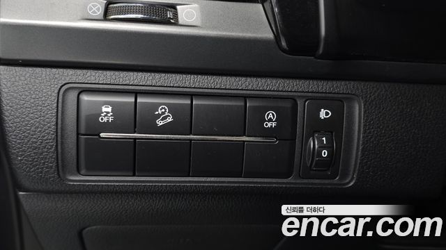 KG Mobility (SsangYong) Rexton Sports Khan Diesel 2.2 4WD Wild 2022 — фото 13