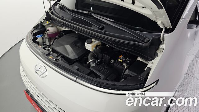 Hyundai Staria Tourer 11-Seater Modern 2024 — фото 6