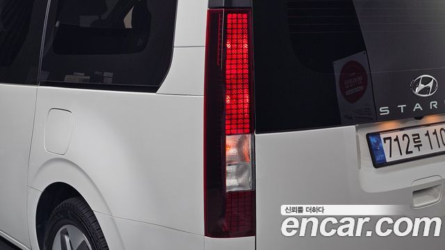 Hyundai Staria Tourer 11-Seater Modern 2024 — фото 23