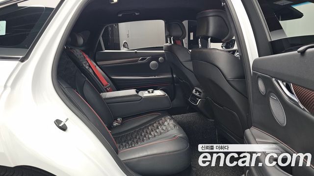Genesis G80 (RG3) Gasoline 2.5 Turbo AWD 2025 — фото 15
