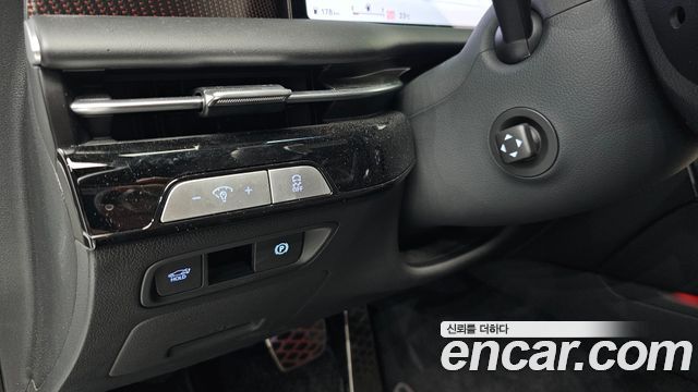 Genesis G80 (RG3) Gasoline 2.5 Turbo AWD 2025 — фото 18
