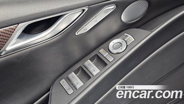 Genesis G80 (RG3) Gasoline 2.5 Turbo AWD 2025 — фото 35