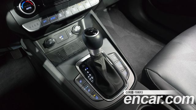 Hyundai Kona Hybrid Modern Choice 2023 — фото 9