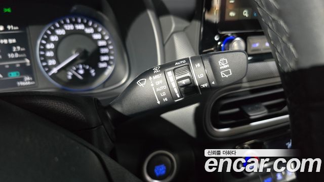 Hyundai Kona Hybrid Modern Choice 2023 — фото 33