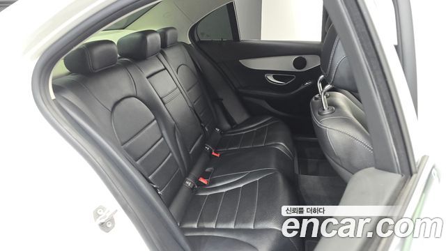 Mercedes-Benz C-Class (W205) C220 d Avantgarde 2018 — фото 15