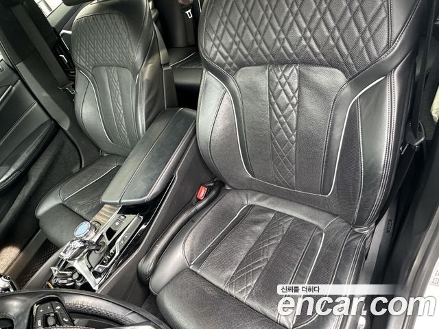 BMW 5 Series (G30) 520d xDrive M Sport Package Plus 2017 — фото 10