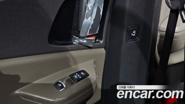 Kia Carnival (IV) HEV 9seater Nobless 2024 — фото 29