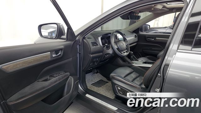 Renault Korea QM6 2.0 LPe Premiere 2WD 2023 — фото 10