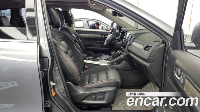 Renault Korea QM6 2.0 LPe Premiere 2WD 2023 — фото 11