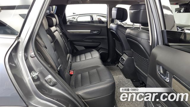Renault Korea QM6 2.0 LPe Premiere 2WD 2023 — фото 12