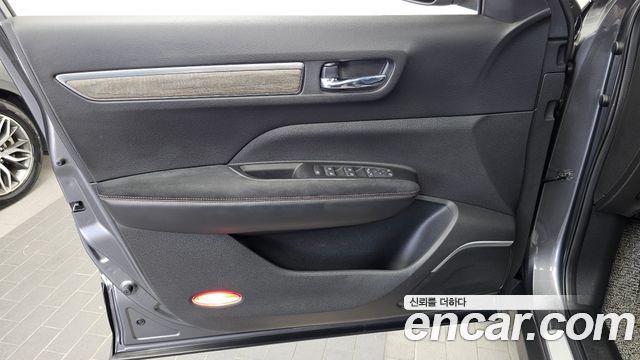 Renault Korea QM6 2.0 LPe Premiere 2WD 2023 — фото 24