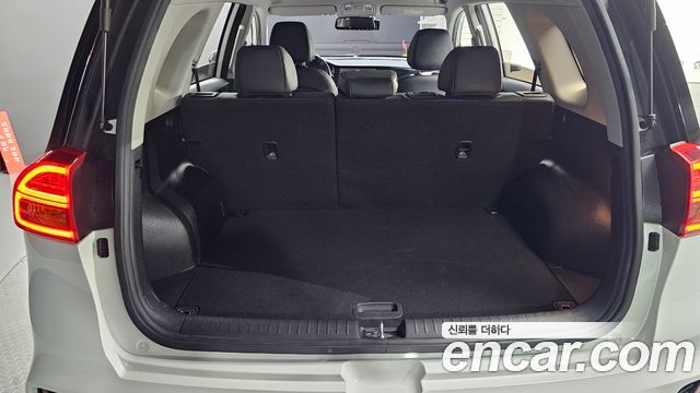 Kia Niro Plus Air 2023 — фото 24