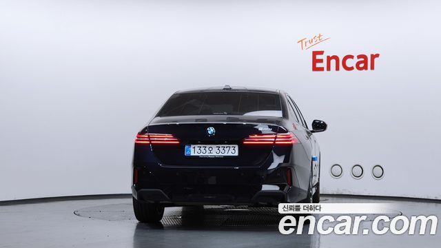 BMW 5 Series (G60) 520i M Sport 2026 — фото 4