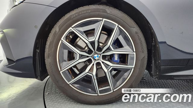 BMW 5 Series (G60) 520i M Sport 2026 — фото 5