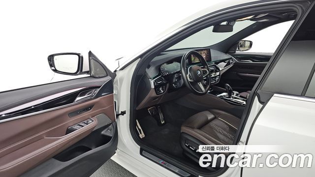 BMW 6 Series GT (G32) 630i xDrive M Sport 2024 — фото 10