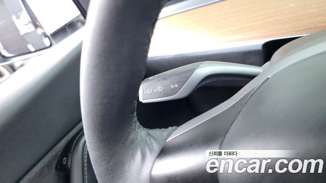 Tesla Model Y Standard Range RWD 2021 — фото 28