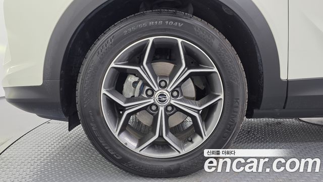 KG Mobility (SsangYong) Beautiful Korando Gasoline 1.5 2WD C5 Plus 2020 — фото 5