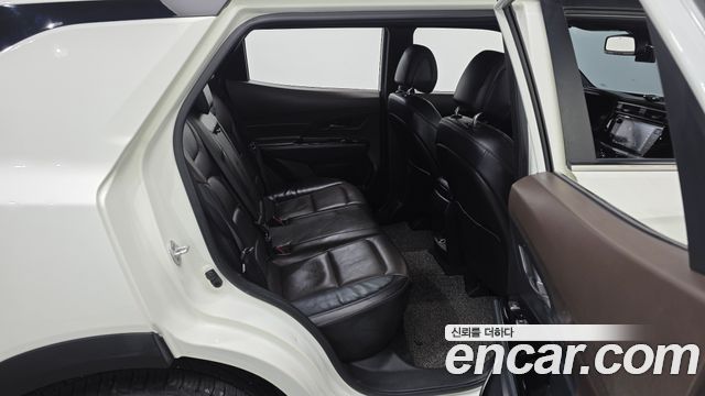 KG Mobility (SsangYong) Beautiful Korando Gasoline 1.5 2WD C5 Plus 2020 — фото 12