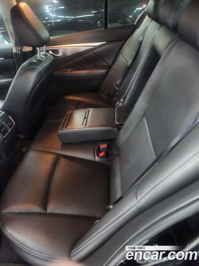 Infiniti Q50 2.2d Exclsive 2015 — фото 16