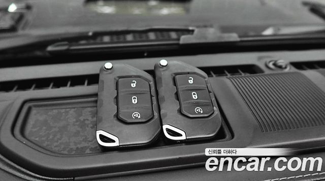 Jeep Wrangler (JL) 2.0 Rubicon Power Top 4Door 2025 — фото 17