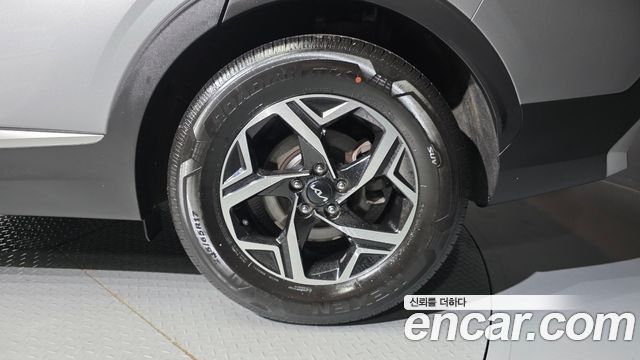 Kia Sportage (V) Diesel 2.0 4WD Prestige 2023 — фото 21