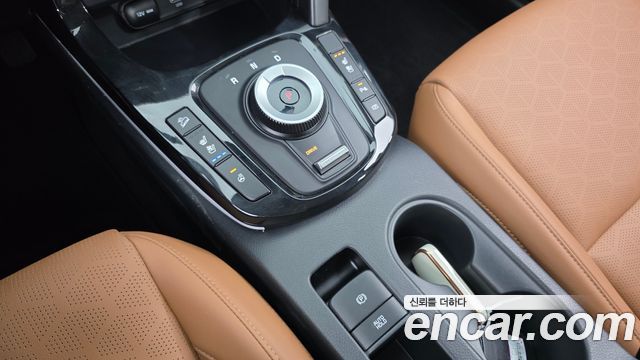 Kia Seltos Gasoline 1.6 Turbo 2WD Signature 2025 — фото 9