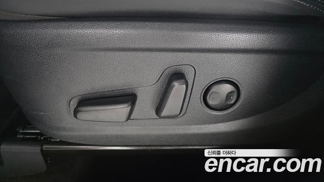 Hyundai Santa Fe Diesel 2.2 4WD Prestige 2023 — фото 31