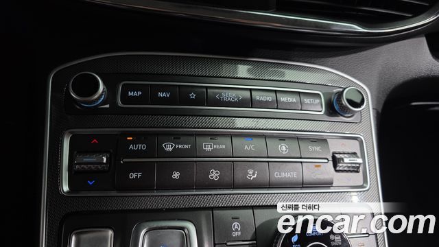 Hyundai Santa Fe Diesel 2.2 4WD Prestige 2023 — фото 32