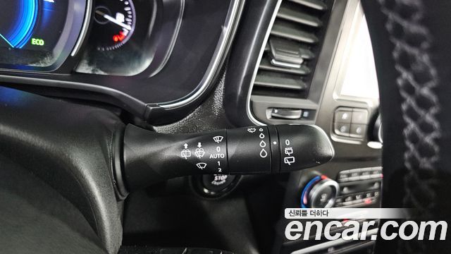Renault Korea QM6 Gasoline 2WD LE 2018 — фото 20