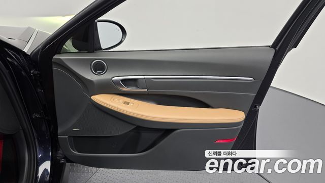 Hyundai Sonata (DN8) 2.0 Inspiration 2020 — фото 25