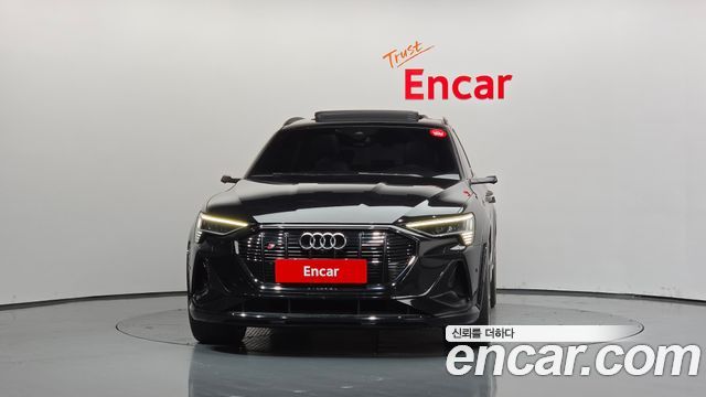 Audi e-tron S Sportback 2023 — фото 3