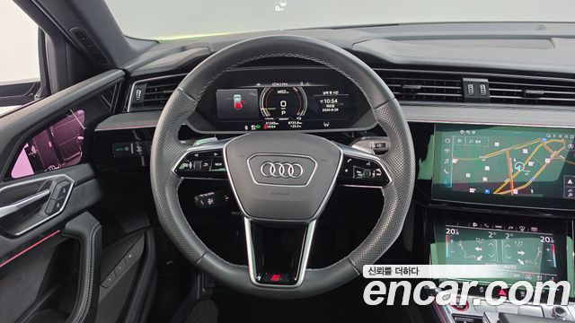 Audi e-tron S Sportback 2023 — фото 16