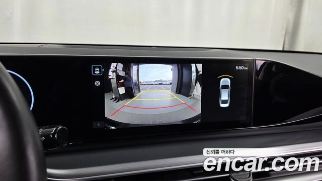 Hyundai Grandeur (GN7) 2,5 Gasoline 2WD Premium 2023 — фото 15
