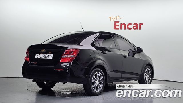 Chevrolet Aveo Sedan 1.4 Turbo LS 2017 — фото 2