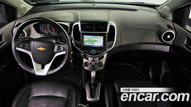 Chevrolet Aveo Sedan 1.4 Turbo LS 2017 — фото 7
