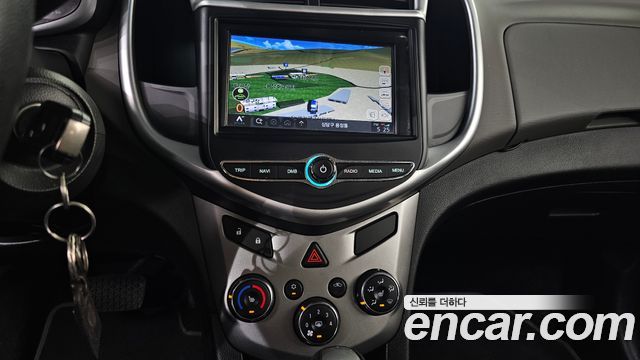 Chevrolet Aveo Sedan 1.4 Turbo LS 2017 — фото 15