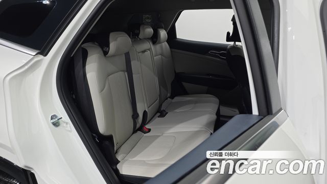 Kia Sportage Hybrid (V) Signature 2WD 2023 — фото 12