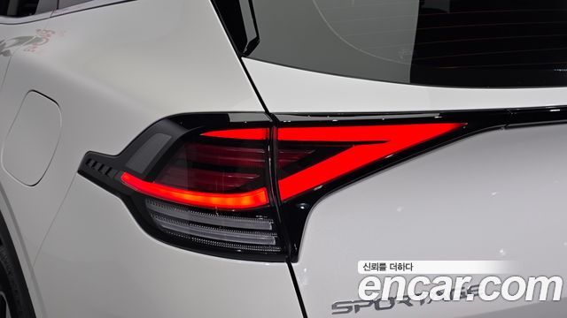 Kia Sportage Hybrid (V) Signature 2WD 2023 — фото 23