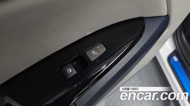 Kia Sportage Hybrid (V) Signature 2WD 2023 — фото 35