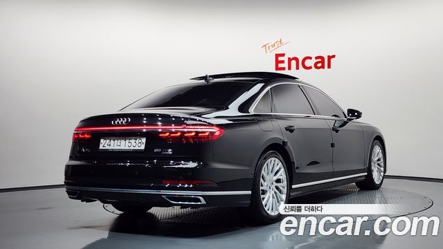Audi A8 (D5) 55 TFSI Quattro LWB 2020 — фото 2