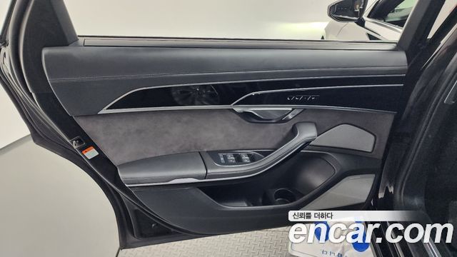Audi A8 (D5) 55 TFSI Quattro LWB 2020 — фото 25