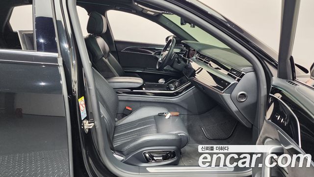 Audi A8 (D5) 55 TFSI Quattro LWB 2020 — фото 26