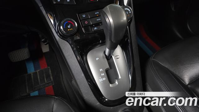 Chevrolet Orlando 2.0 Diesel LTZ Premium 2015 — фото 9