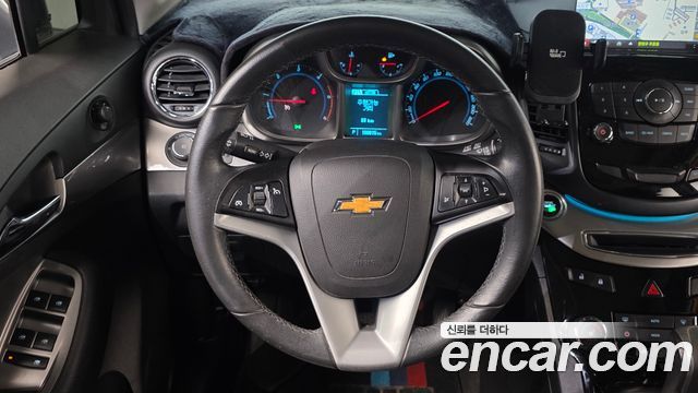 Chevrolet Orlando 2.0 Diesel LTZ Premium 2015 — фото 18