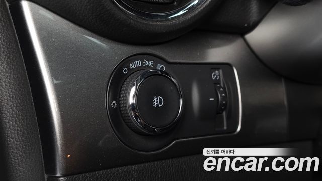 Chevrolet Orlando 2.0 Diesel LTZ Premium 2015 — фото 23