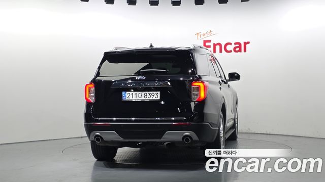 Ford Explorer (VI) 2.3 LimIted 4WD 2021 — фото 4