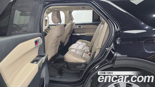 Ford Explorer (VI) 2.3 LimIted 4WD 2021 — фото 11