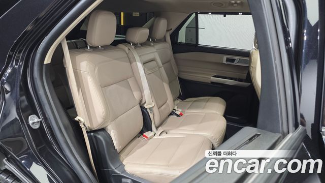 Ford Explorer (VI) 2.3 LimIted 4WD 2021 — фото 12